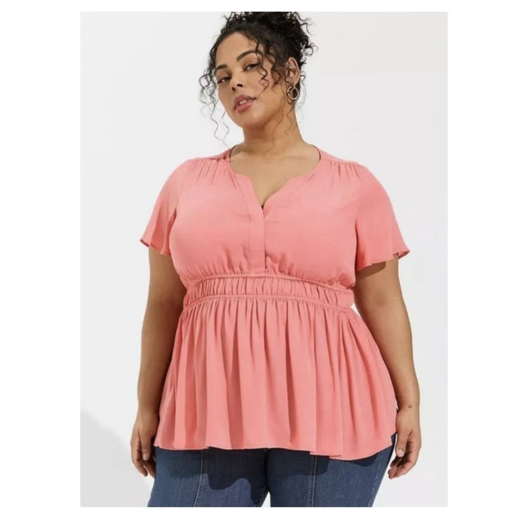 Torrid Pink Babydoll Flutter Sleeve Blouse Size 1X Office Minimalist Lightweight